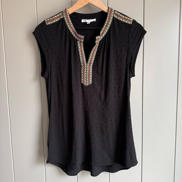 Boho Peasant Embroidered Swiss Dot Short Cap Sleeve Black Top Size Medium - Picture 3 of 10